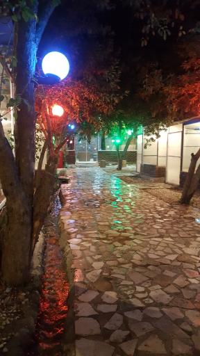 عکس رستوران باغ سیب