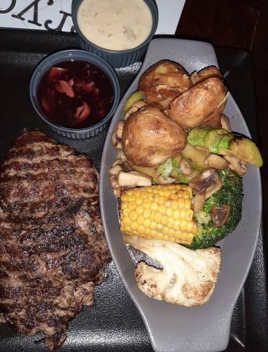 عکس کافه و رستوران ایتالیایی سنسو