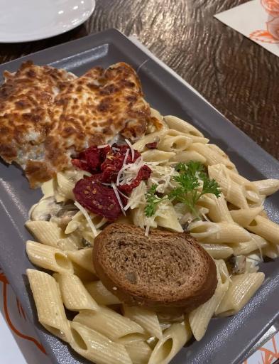 عکس کافه و رستوران ایتالیایی سنسو