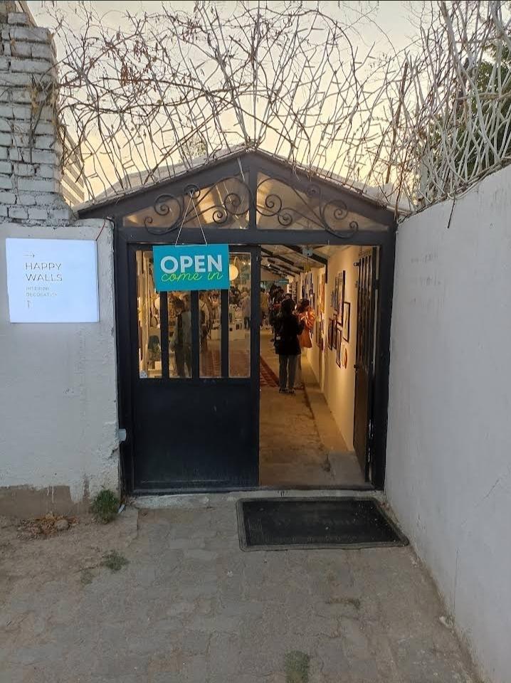 عکس آرت گالری هپی‌والز