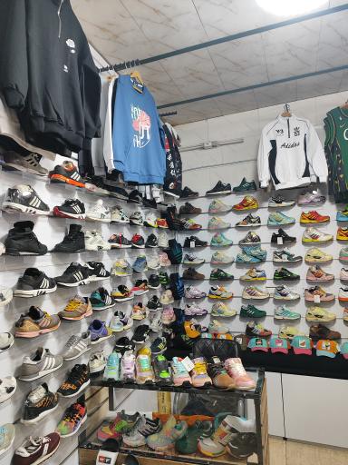 عکس کتونی امین اورجینال