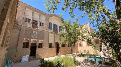 عکس خانه اعتمادی