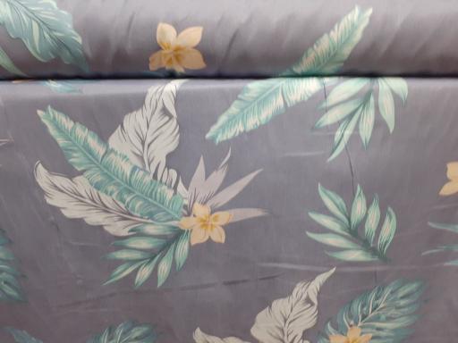 عکس پارچه سرای صدقی