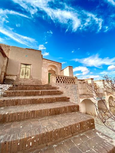 عکس خانه اعتمادی