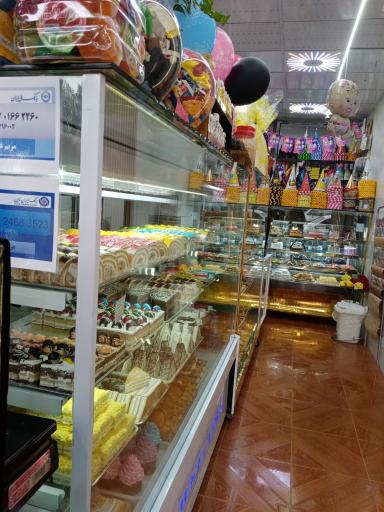 عکس شیرینی فروشی وانیلا 