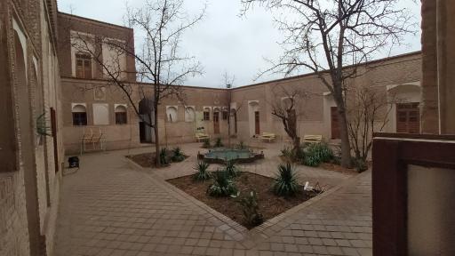 عکس خانه اعتمادی