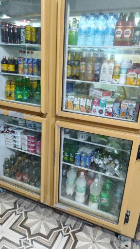 عکس سوپر مارکت سرباز