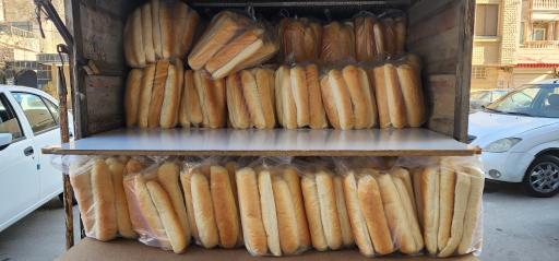 نان حجیم تاویار 