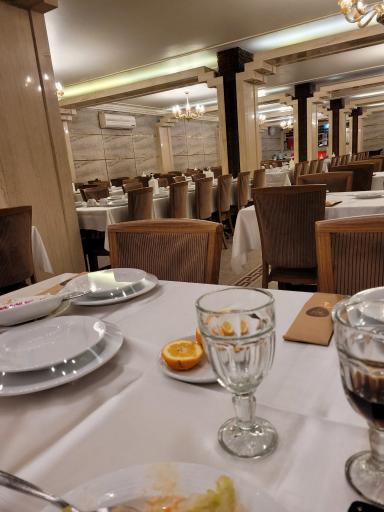 عکس رستوران پارس