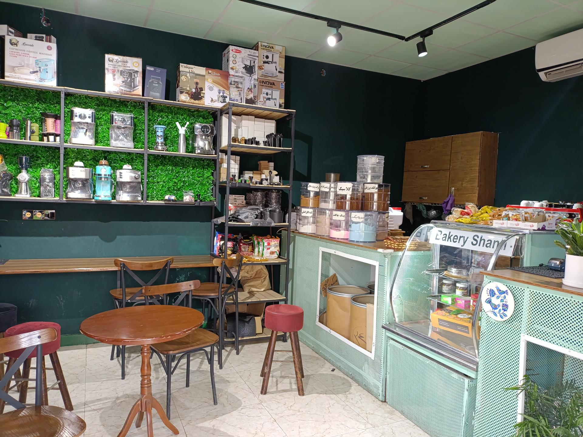 عکس کافه شانلی