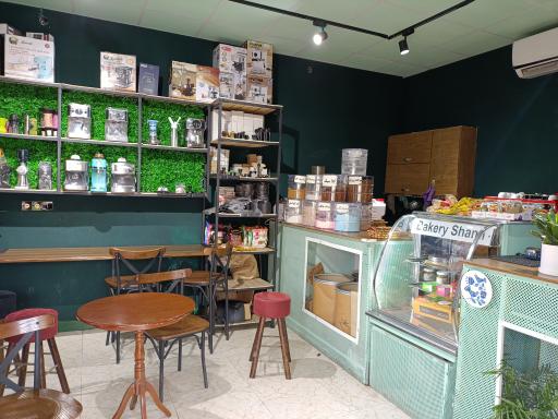 عکس کافه شانلی