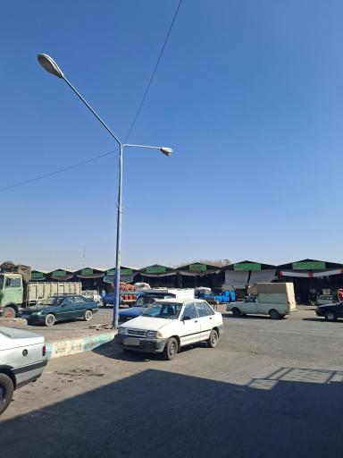 عکس میدان میوه و تره بار درچه