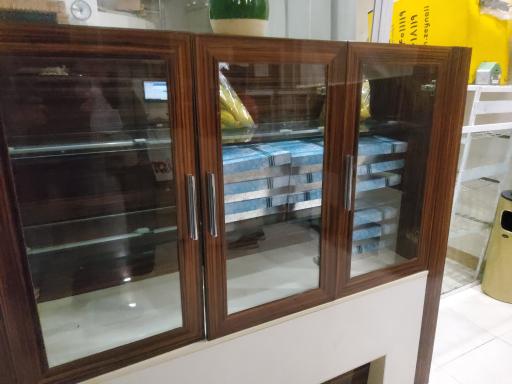 عکس نان آویژه