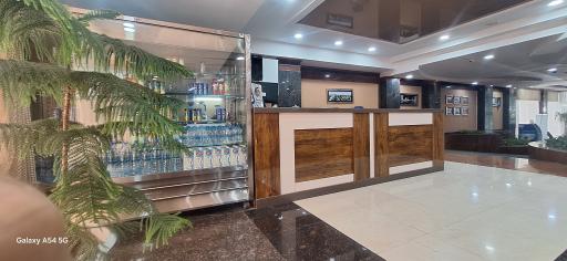 عکس هتل آزادی