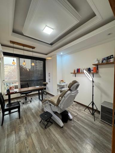 عکس کلینیک زیبایی اهورا