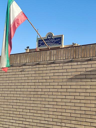 عکس دبیرستان دوره اول پسرانه غیردولتی امام حسین (ع)