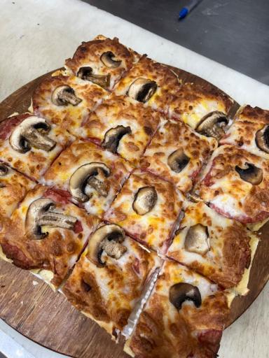 عکس رستوران فست فود پدرخوانده