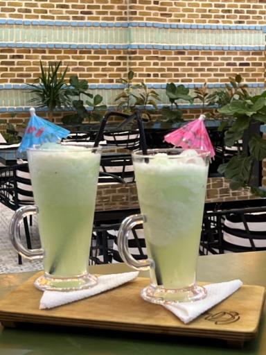 عکس کافه رستوران کاپل