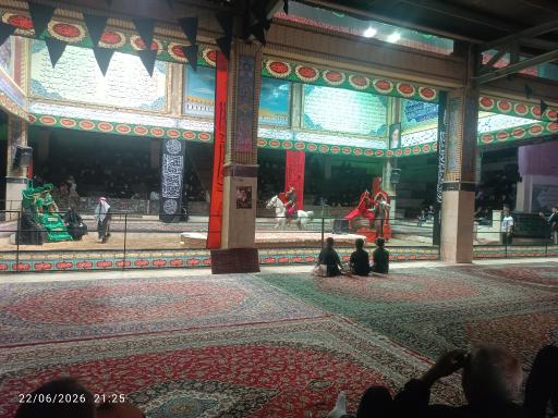 عکس تکیه اعظم کلاک