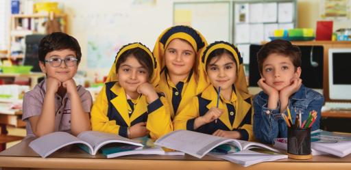 عکس دبستان دخترانه موفق