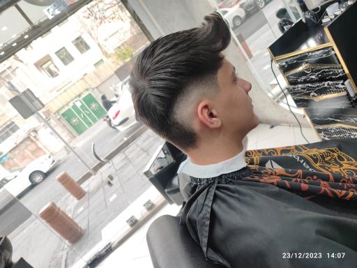 عکس آرایشگاه آنجل