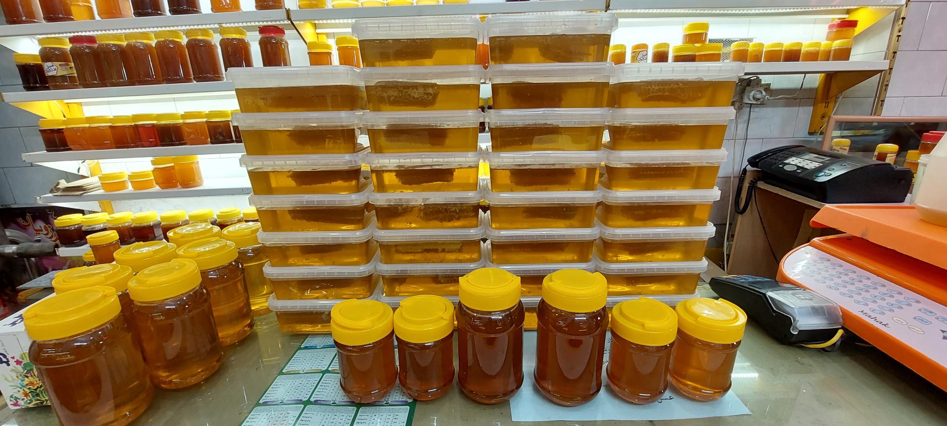 عکس فروشگاه عسل طبیعی برزویان 