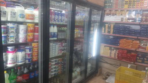 فروشگاه مواد غذایی پدیده 