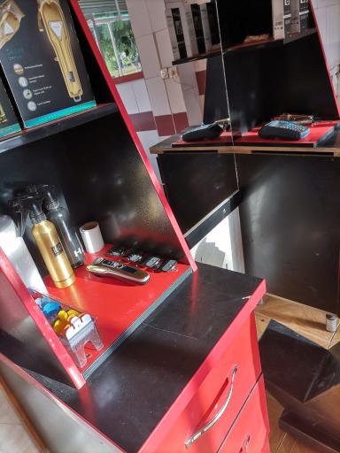 عکس پیرایش نادر 