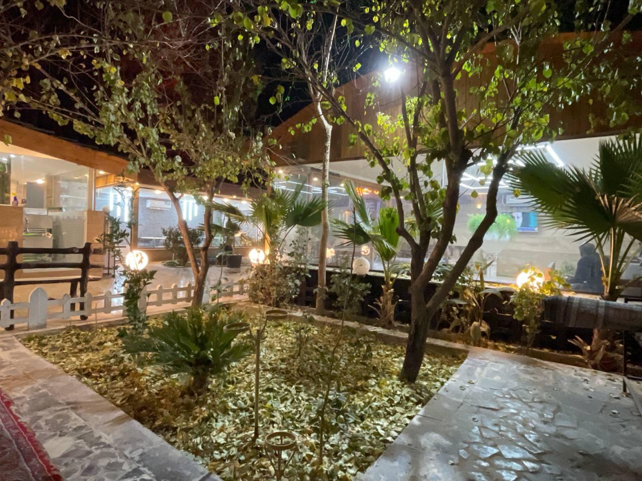 عکس سفره خانه سنتی ترنج