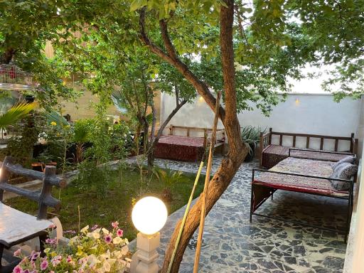 عکس سفره خانه سنتی ترنج