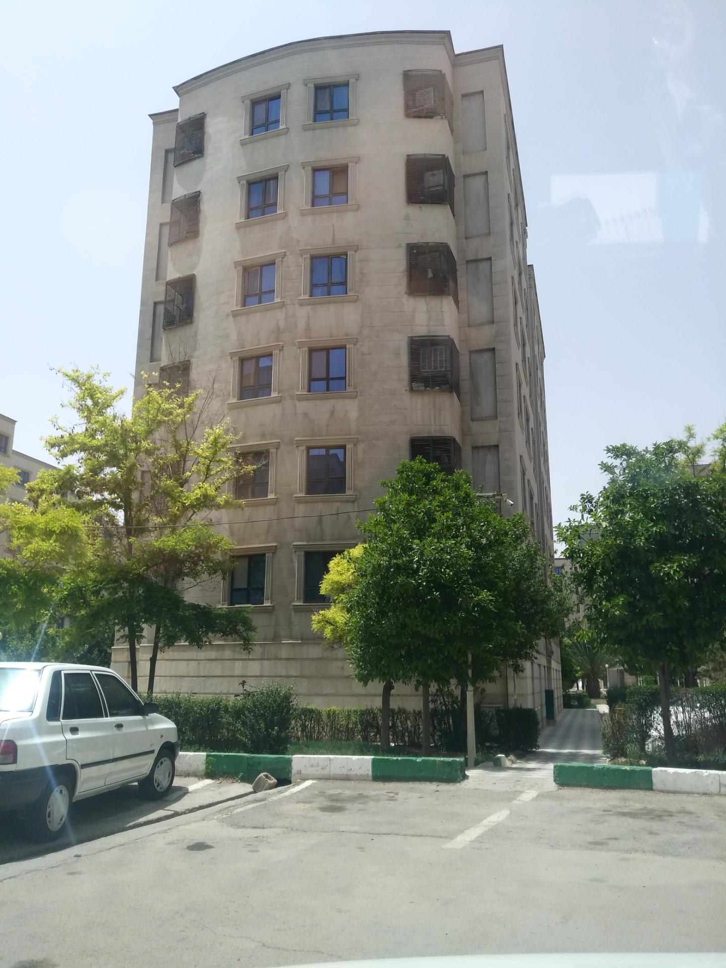 عکس مجتمع مسکونی رضوان بلوک 26
