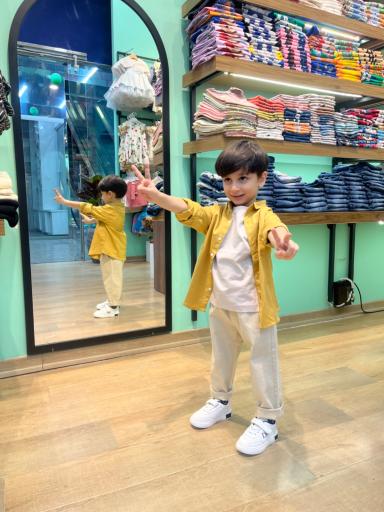 فروشگاه لباس کودک سانلی کیدز