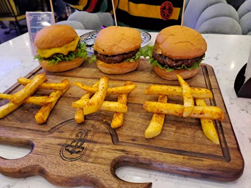 عکس تالار و رستوران سنتنیال