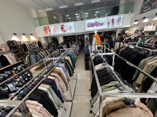 عکس فروشگاه پوشاک اسمر