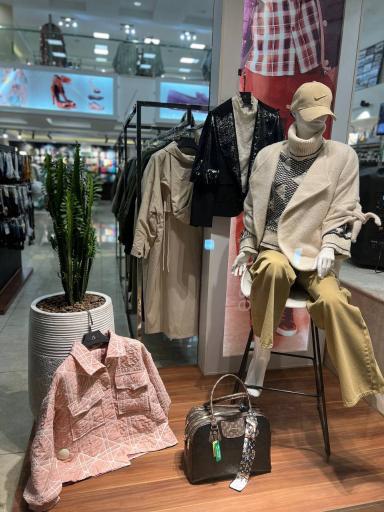 عکس فروشگاه پوشاک اسمر