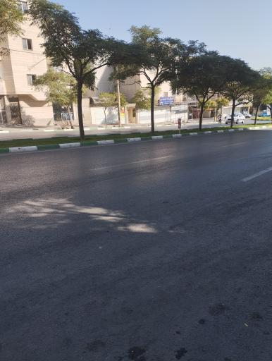 عکس تعمیرگاه حسینی