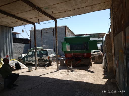 عکس کارگاه صافکاری و رنگ آمیزی ولیعصر