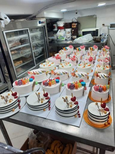 عکس شیرینی اصل تبریز R