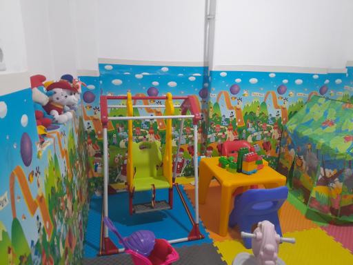 عکس خانه بازی آبنبات