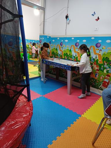 عکس خانه بازی آبنبات