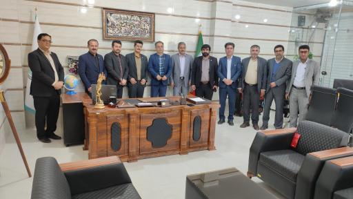 عکس دفتر وکالت دکتر روح الله توسلی