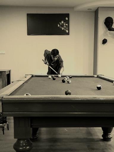 عکس باشگاه بیلیارد باملند