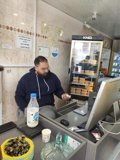 عکس کافه سمنو گل گندم