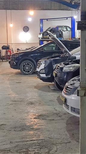 عکس تعمیرگاه ساسان