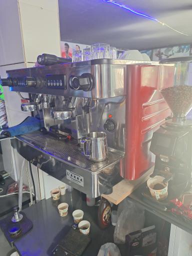 عکس کافه گیم اوشیدا