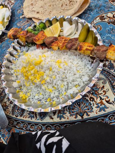 عکس رستوران سنتی تاتزا کوهرنگ