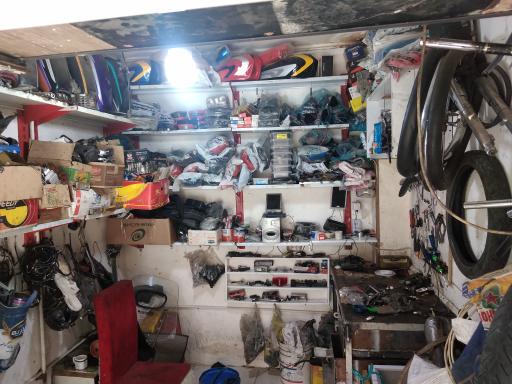 عکس لوازم یدکی و موتور سازی رضا 