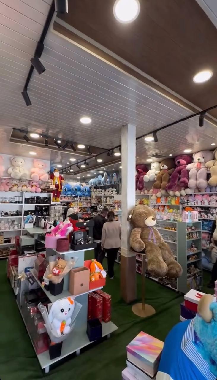 عکس گیفت لند