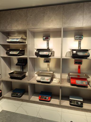 عکس دفتر مرکزی محک (تجهیزات فروشگاهی)