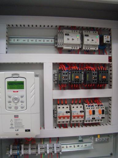 عکس مجموعه فنی و مهندسی برق اکتیو